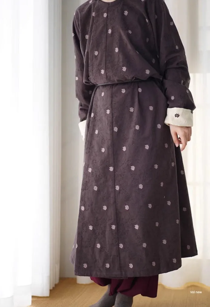 Chuju 雏菊 Daisy Reversible Cotton Tang Yuanlingpao Robe Jacket