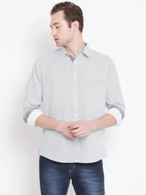 Men White Printed Casual Relaxed Fit Shirts
