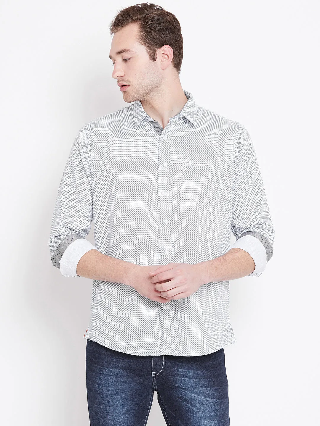 Men White Printed Casual Relaxed Fit Shirts