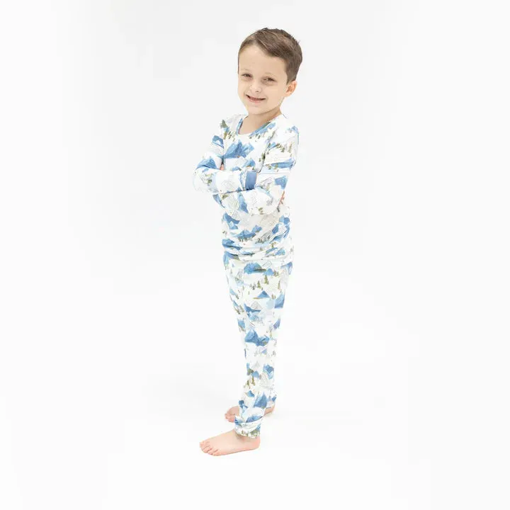 Mountains Long Sleeve Loungewear